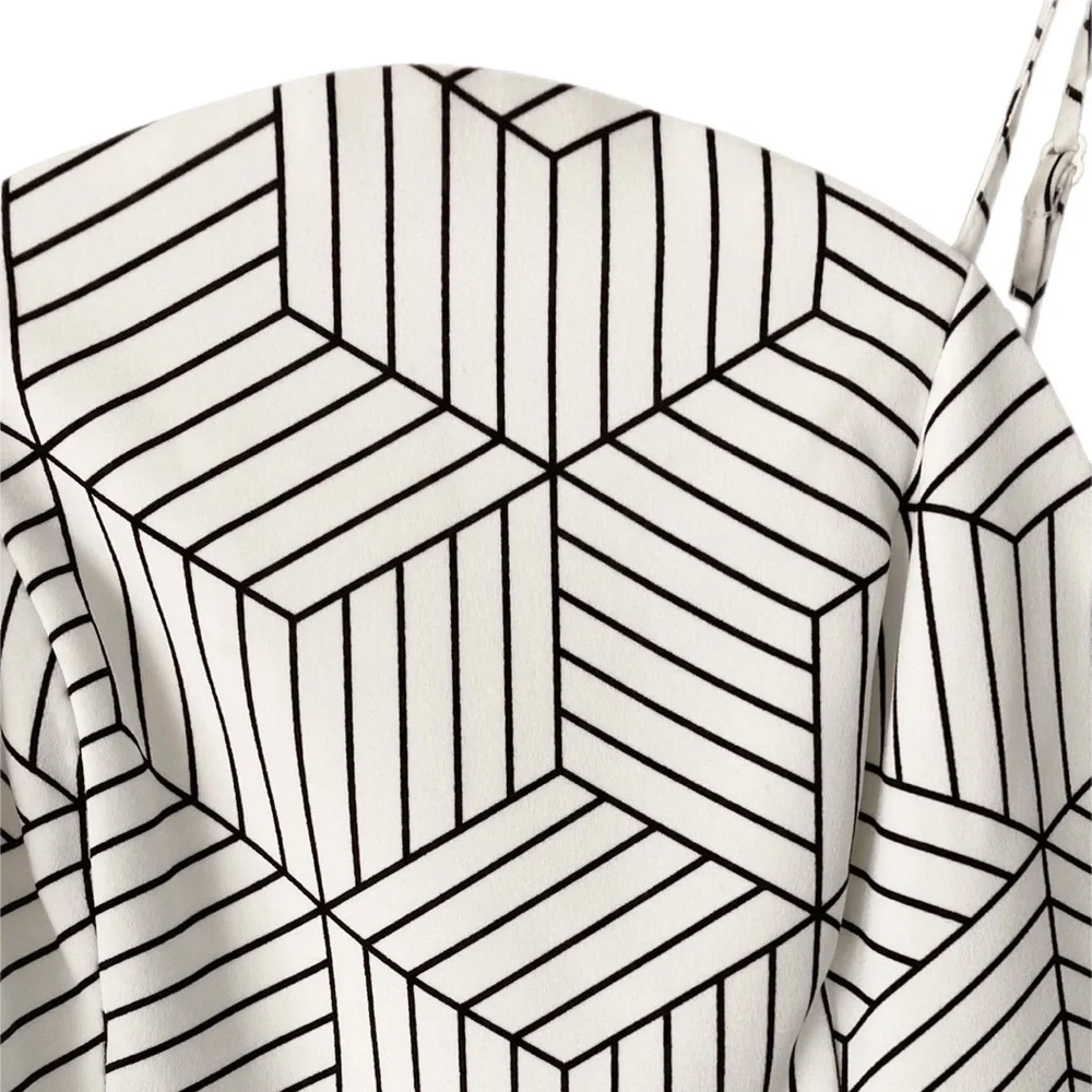 KEEPSAKE fit & flare white Dress black geometric print - Picture 5 of 7